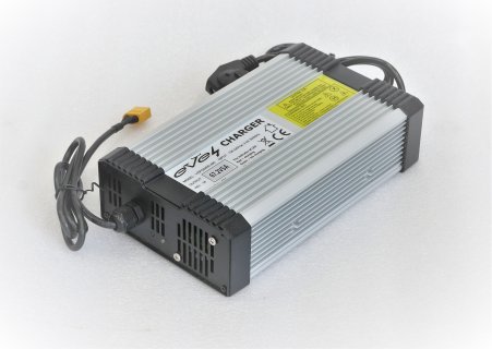 Зарядное устройство CC/CV 67,2V5A