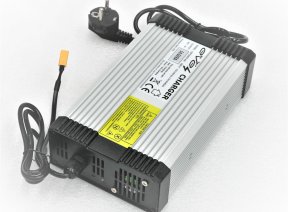 Зарядное устройство CC/CV 54,6V8A